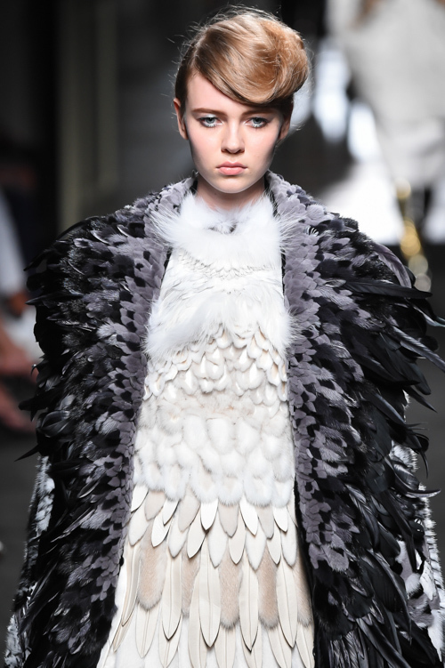 フェンディ(FENDI) 2015-16年秋冬ウィメンズコレクション ディテール - 写真47