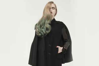 内に秘めた、情熱的で官能的な女性像- TOGAの2011-2012年秋冬コレクション