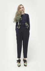 内に秘めた、情熱的で官能的な女性像- TOGAの2011-2012年秋冬コレクション｜写真5