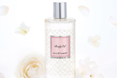 ジルスチュアート ビューティから限定ボディオイル - 乾燥に負けないふっくらツヤ肌に