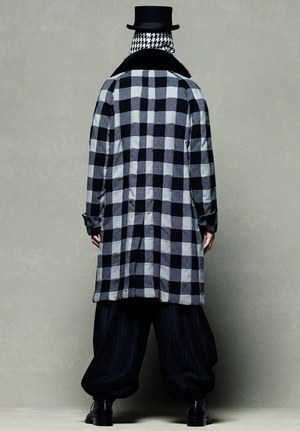 フェノメノン(PHENOMENON) ハッピーで物悲しい道化師｜写真44