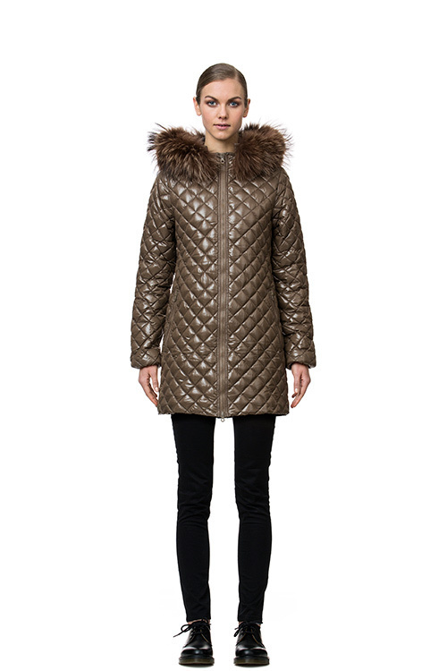 デュベティカ 2015-16年秋冬｜female ダウンジャケット