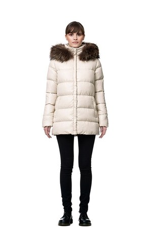 デュベティカ(DUVETICA) 2015-16年秋冬ウィメンズコレクション  - 写真1