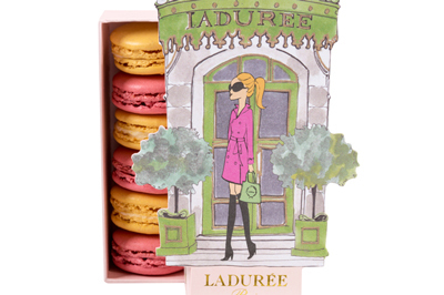 ラデュレ、初秋限定マカロンボックス「ラ・パリジェンヌ」と新作マカロン「キャラメル・バナーヌ」発売