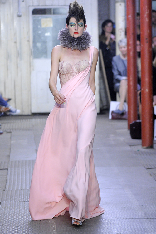 ジャイルズ(Giles) 2011年春夏ウィメンズコレクション  - 写真44