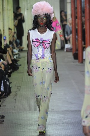 ジャイルズ(Giles) 2011年春夏ウィメンズコレクション  - 写真6