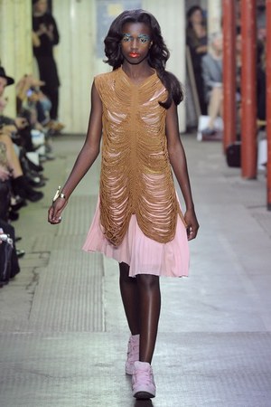 ジャイルズ(Giles) 2011年春夏ウィメンズコレクション  - 写真22