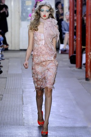 ジャイルズ(Giles) 2011年春夏ウィメンズコレクション  - 写真25