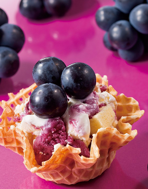 コールドストーンから生フルーツショートケーキ｢葡萄｣新発売 - 大粒葡萄×巨峰ジェラートのハーモニー | 写真