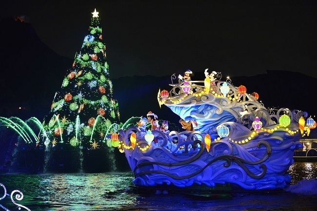 東京ディズニーリゾートが冬のクリスマスイベント発表 ディズニーシーには水上のクリスマスツリーが登場 ファッションプレス