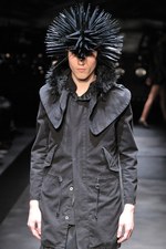 クリスチャン ダダ(CHRISTIAN DADA)が初のランウェイ、2011-2012年秋冬コレクション｜写真13