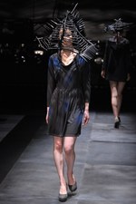 クリスチャン ダダ(CHRISTIAN DADA)が初のランウェイ、2011-2012年秋冬コレクション｜写真18