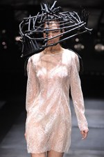 クリスチャン ダダ(CHRISTIAN DADA)が初のランウェイ、2011-2012年秋冬コレクション｜写真29