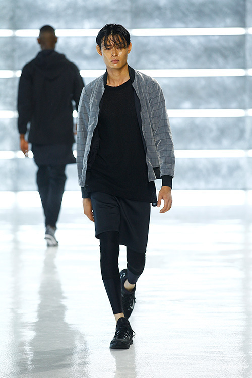 ジョン エリオット(John Elliott) 2016年春夏メンズコレクション  - 写真14