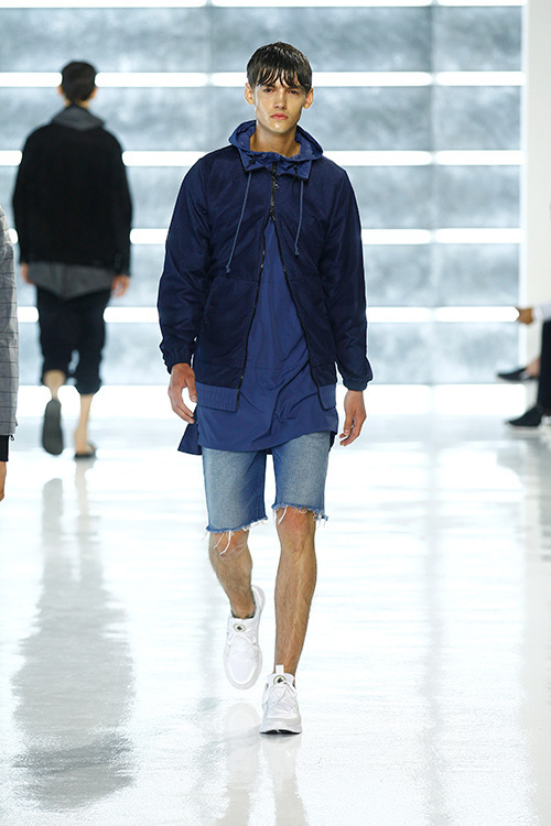 ジョン エリオット(John Elliott) 2016年春夏メンズコレクション  - 写真15