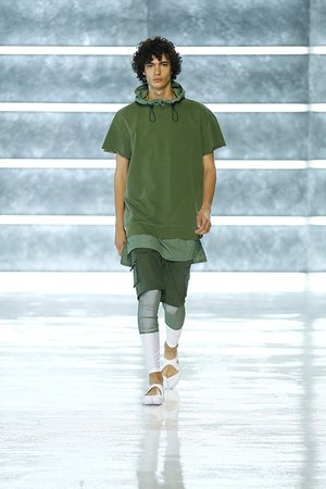 ジョン エリオット(John Elliott) 2016年春夏メンズコレクション  - 写真34