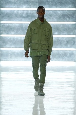 ジョン エリオット(John Elliott) 2016年春夏メンズコレクション  - 写真35
