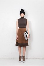 アウラアイラ 2015-16年秋冬コレクション - レトロ感漂うマニッシュスタイルに覗く女性らしさ｜写真28