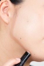 SUQQUの新作ベースメイク、立体顔＆美肌づくりのコツを紹介 - ハッと驚く小顔効果も｜写真6