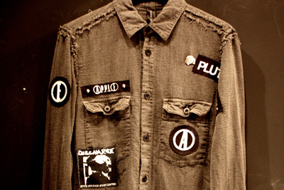 カンナビス×ネオンサイン、限定ロングガーゼシャツ発売