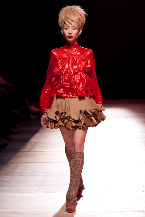ノゾミ イシグロ オートクチュール(NOZOMI ISHIGURO Haute Couture) 2011-12年秋冬ウィメンズ&メンズコレクション  - 写真3