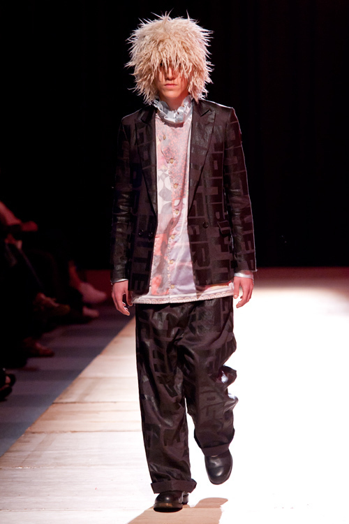ノゾミ イシグロ オートクチュール(NOZOMI ISHIGURO Haute Couture) 2011-12年秋冬ウィメンズ&メンズコレクション  - 写真10