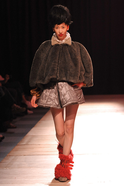 ノゾミ イシグロ オートクチュール(NOZOMI ISHIGURO Haute Couture) 2011-12年秋冬ウィメンズ&メンズコレクション  - 写真17