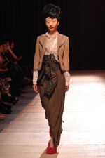 子ども達の歌を聞きたいという思いをこめて - ノゾミイシグロ　オートクチュール 2011-12A/Wコレクション｜写真14