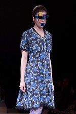 かたちへの追究 - アンリアレイジ(ANREALAGE)、2011-2012年秋冬コレクション｜写真14