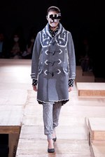 かたちへの追究 - アンリアレイジ(ANREALAGE)、2011-2012年秋冬コレクション｜写真25