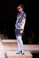 かたちへの追究 - アンリアレイジ(ANREALAGE)、2011-2012年秋冬コレクション｜写真34