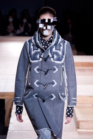 かたちへの追究 - アンリアレイジ(ANREALAGE)、2011-2012年秋冬コレクション｜写真26
