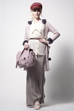 シアタープロダクツの2011-12年秋冬コレクションは自宅でARファッションショー｜写真5