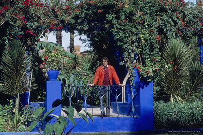 文化コスチュームギャラリーで映画公開記念「イヴ・サンローラン」展開催