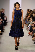 マイケル・コース コレクション2016年春コレクション - 自然の色彩に包まれたリラックスエレガンス｜写真17