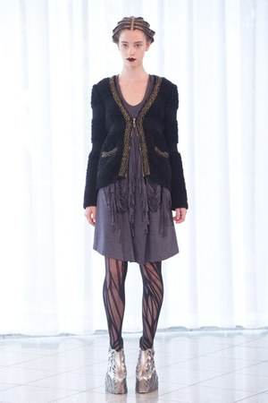 繊細でフェミニンな世界観-ソマルタ(SOMARTA)、2011-2012年秋冬コレクション｜写真6