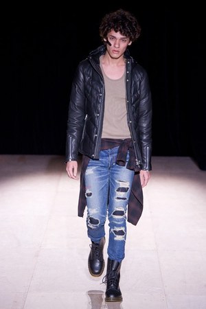 90年代を思わせるリアルクローズ−ヘッドライナー(HEADL_NER)、2011-2012年秋冬コレクション｜写真26