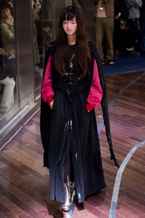 ミキオサカベ 2011-12年秋冬<span>コレクション</span> - 写真2