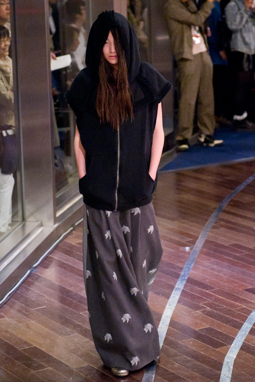 ミキオサカベ 2011-12年秋冬<span>コレクション</span> - 写真23