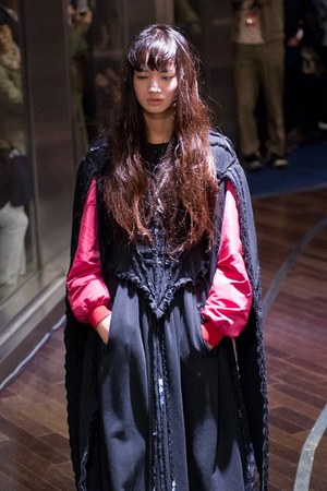 ミキオ サカベの2011-2012年秋冬 ‐ MIKIO SAKABE / JENNY FAX / 最前ゼロゼロ合同ファッションイベント｜写真3