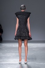 アンリアレイジ 2016年春夏コレクション - 反射を用いてリアルとバーチャルの狭間にアプローチ｜写真6