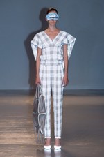 アンリアレイジ 2016年春夏コレクション - 反射を用いてリアルとバーチャルの狭間にアプローチ｜写真14