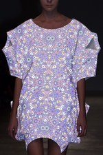 アンリアレイジ 2016年春夏コレクション - 反射を用いてリアルとバーチャルの狭間にアプローチ｜写真73