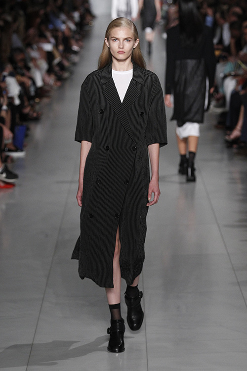 ディー ケイ エヌ ワイ 2016年春｜female ミリタリーコート