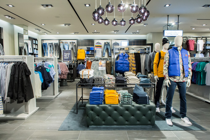 H&M新宿店がリニューアルオープン - ハイエンドライン「H&M STUDIO」も限定発売 | 写真