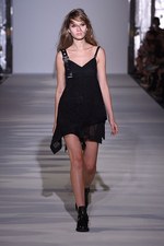 ディーゼル ブラック ゴールド 2016年春夏コレクション - メンズウェアは、力強いドレスに変わる｜写真1