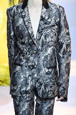 ロベルト カヴァリ 2016年春夏コレクション - 新生カヴァリウーマンのハンティングパーティー｜写真26