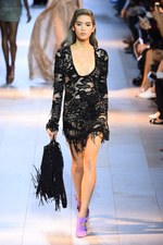 ロベルト カヴァリ 2016年春夏コレクション - 新生カヴァリウーマンのハンティングパーティー｜写真52