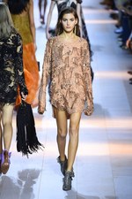 ロベルト カヴァリ 2016年春夏コレクション - 新生カヴァリウーマンのハンティングパーティー｜写真55