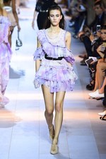 ロベルト カヴァリ 2016年春夏コレクション - 新生カヴァリウーマンのハンティングパーティー｜写真70